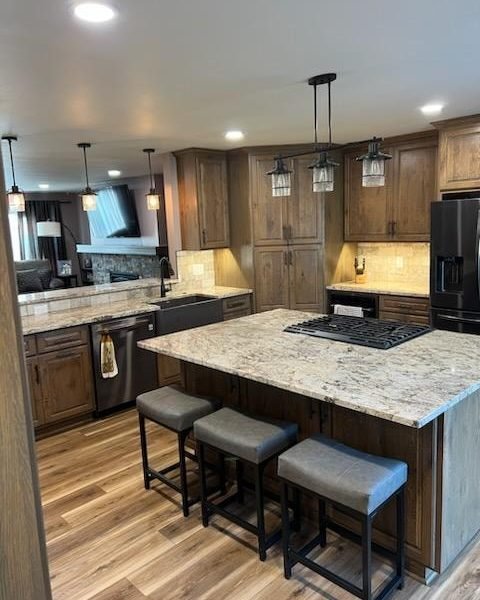 CG Granite Countertops
